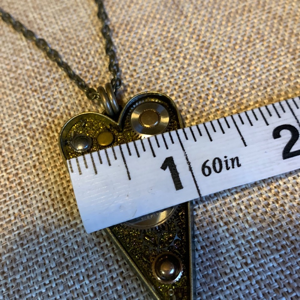 Heart Vintage Gears Necklace New - Picture 5 of 7